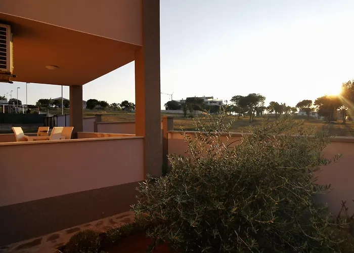 Casa Matea - 90 M From The Sea, New Private Swimming Pool דירה *