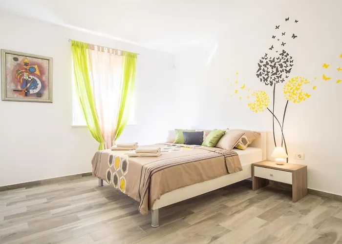 דירה Casa Matea - 90 M From The Sea, New Private Swimming Pool
