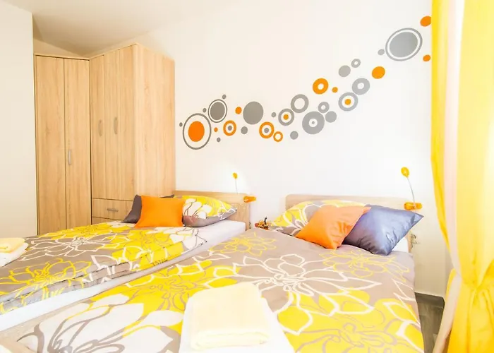 דירה Casa Matea - 90 M From The Sea, New Private Swimming Pool