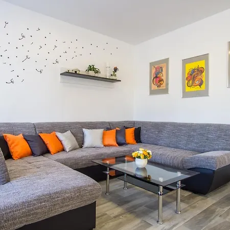 Apartman Casa Matea - 90 M From The Sea, New Private Swimming Pool *