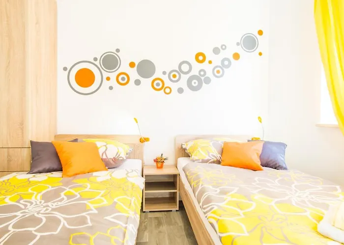 Casa Matea - 90 M From The Sea, New Private Swimming Pool Apartment