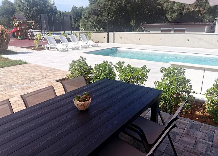 Casa Matea - 90 M From The Sea, New Private Swimming Pool