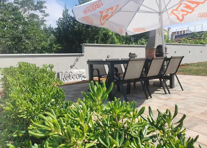 Casa Matea - 90 M From The Sea, New Private Swimming Pool *