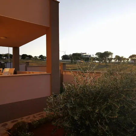 Casa Matea - 90 M From The Sea, New Private Swimming Pool Апартаменты *
